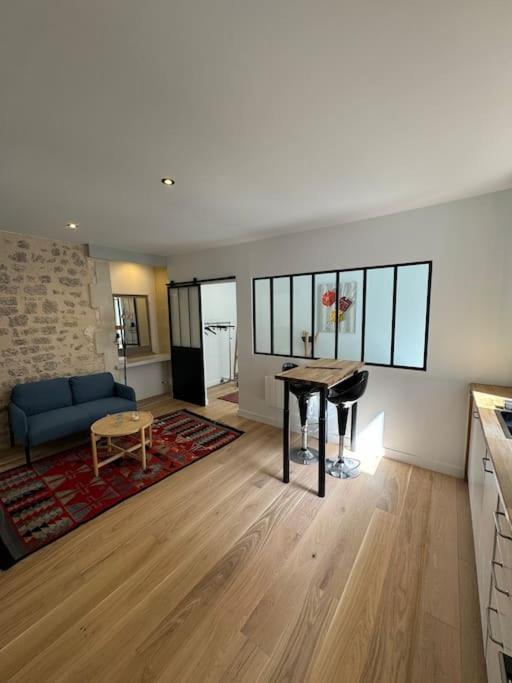 Appartement Hyper Centre ลาโรแชล ภายนอก รูปภาพ